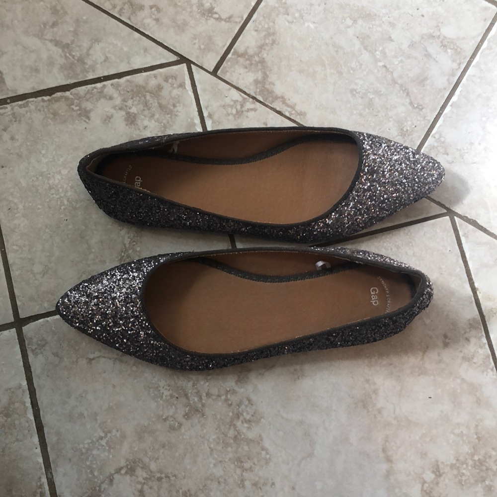 Sparkle shoes